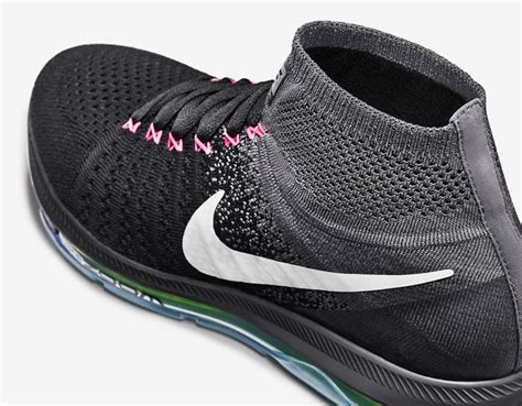 nike knitted shoes zwart|Mens Black Nike Flyknit Shoes.